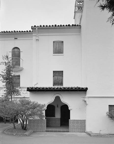 TILE ON MOORISH PORCH, WEST ELEVATION