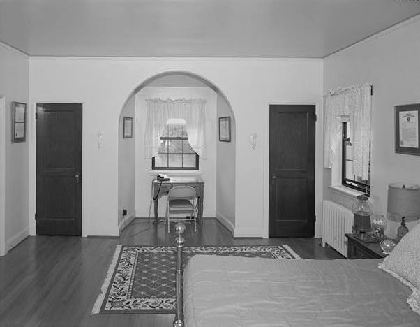 MASTER BEDROOM, ALCOVE AND TWIN CLOSETS