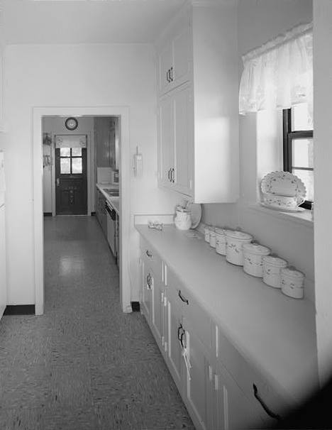 LOOKING NORTHWEST FROM DINING ROOM DOORWAY THROUGH BUTLER'S PANTRY TO KITCHEN