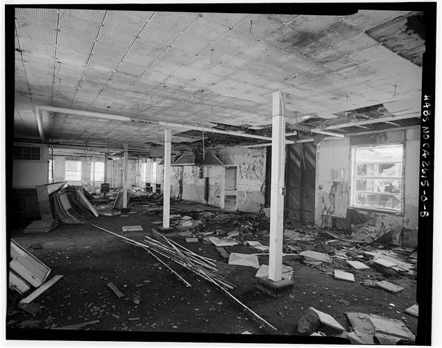 Mill Valley Early Warning Radar Station  INTERIOR OBLIQUE VIEW OF THE DINING ROOM, BUILDING 220, LOOKING SOUTHEAST. 