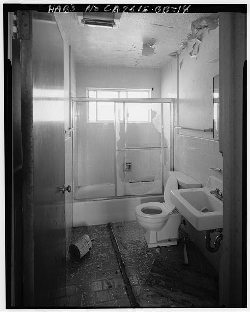 Mill Valley Early Warning Radar Station INTERIOR OF THE BATHROOM OF BUILDING 600, LOOKING NORTHWEST.